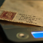 Quel est le poids de chaque timbre et comment calculer l'affranchissement